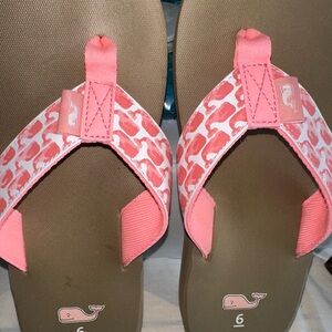 Vineyard Vines Pink / Coral Whale Print Sandals